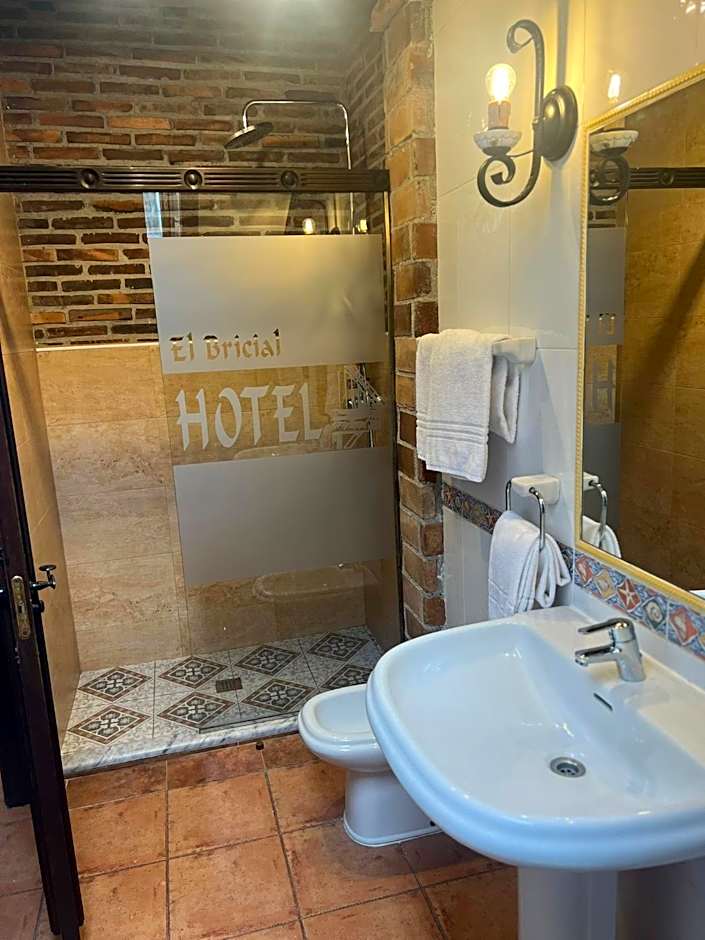 Hotel El Bricial