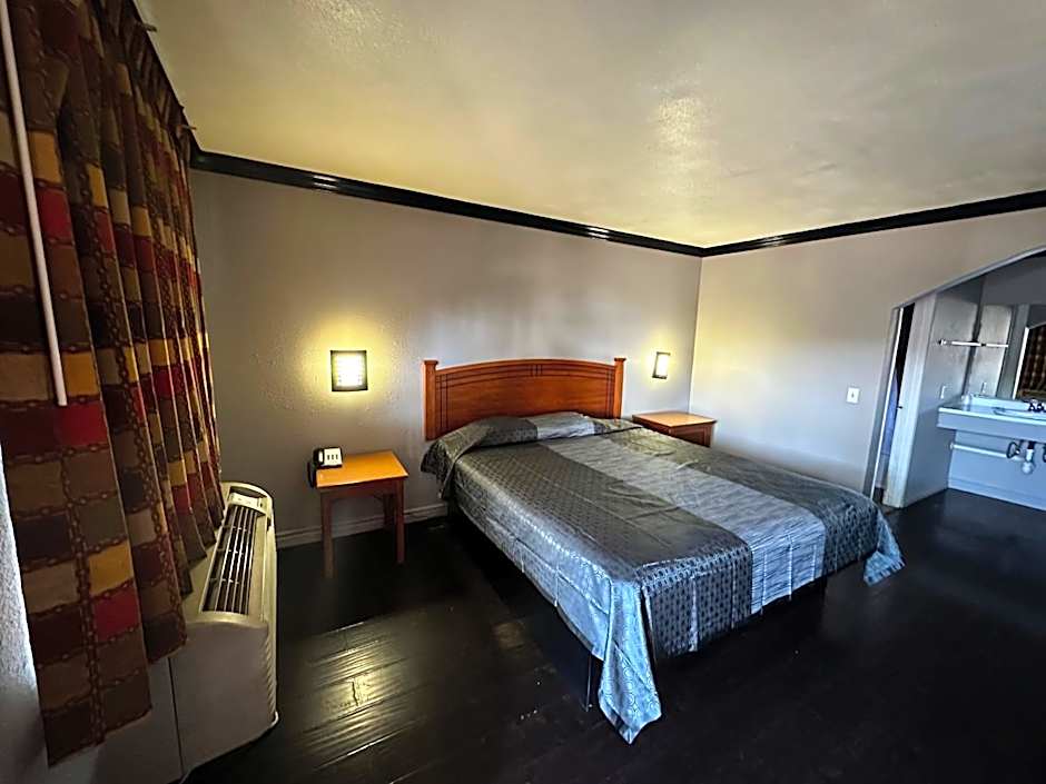 Sunpark Inn & Suites