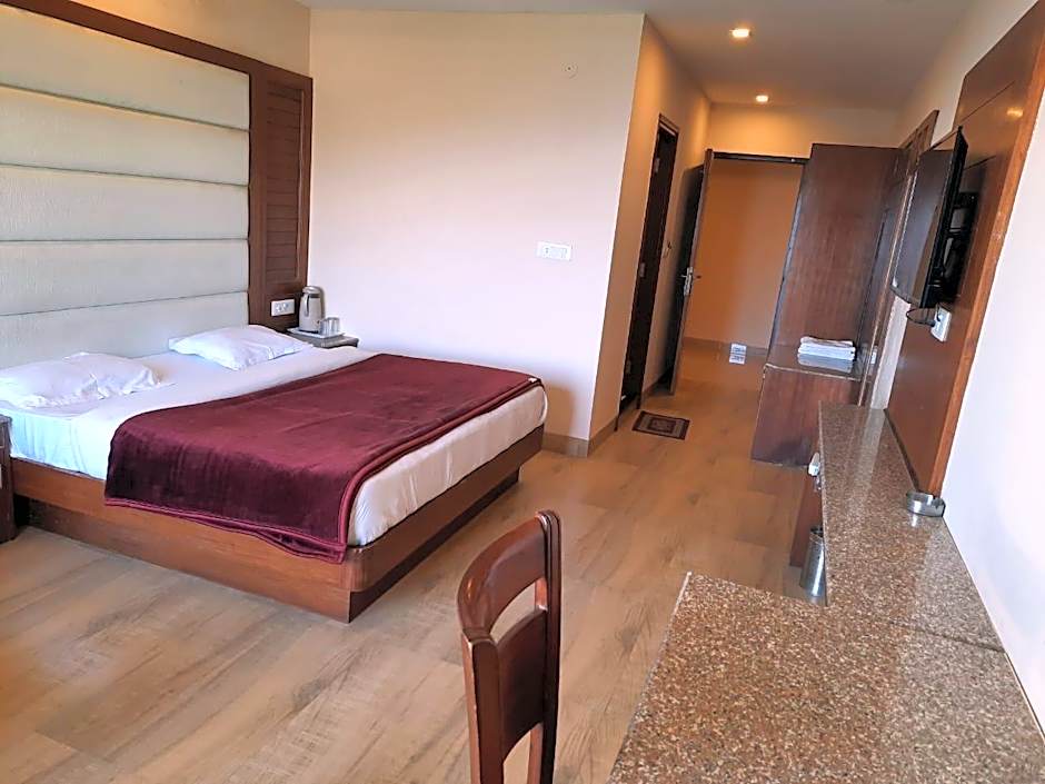 Hotel Basera