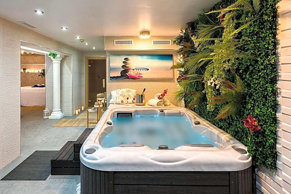 Hotel Soho Boutique El Tiburon & Spa -Adults Recommended