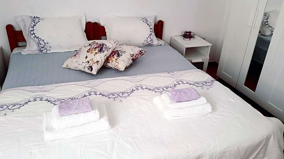 Medieval Rose Guest House