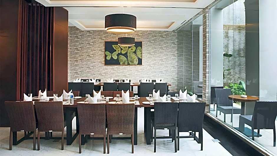 Sotis Hotel Falatehan