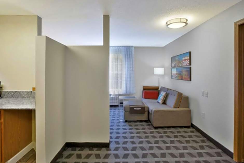 TownePlace Suites by Marriott Milwaukee Brookfield
