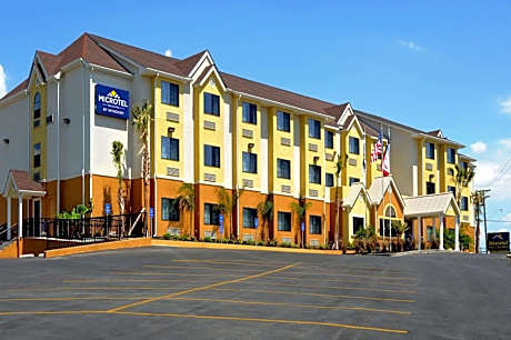 Microtel Inn & Suites By Wyndham New Braunfels