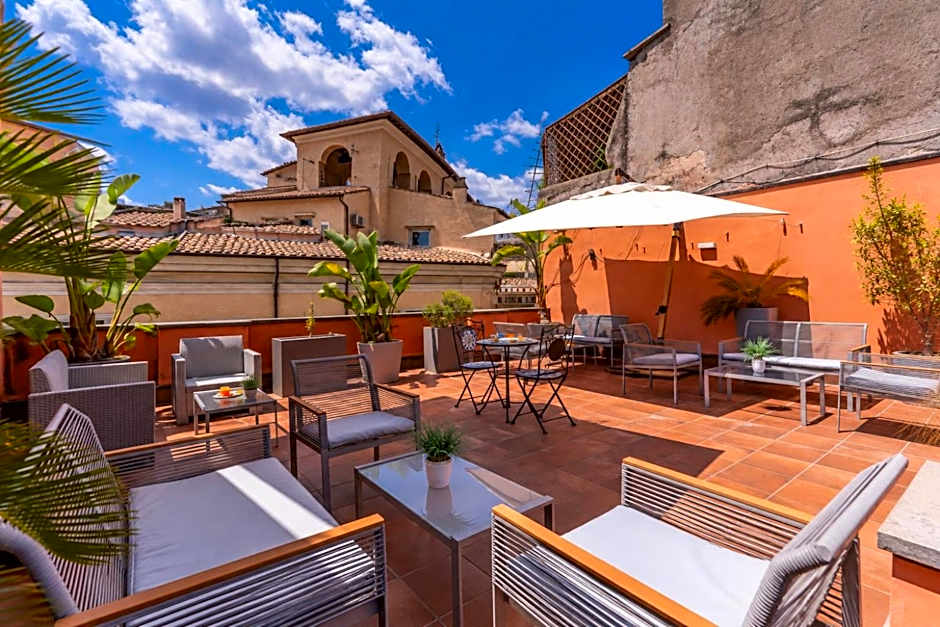 Tritone Top House