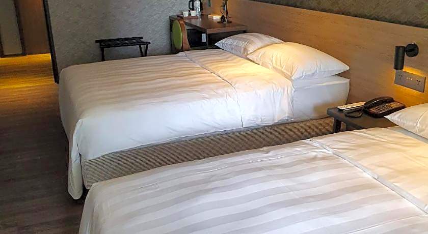 City Suites-Taoyuan Station