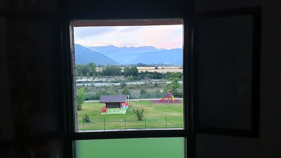 Sabiñanigo Camp & Hotel