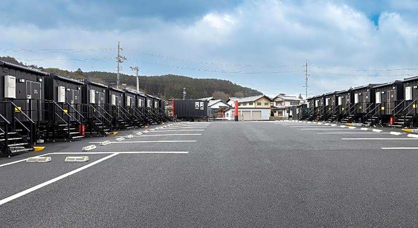 HOTEL R9 The Yard Ena