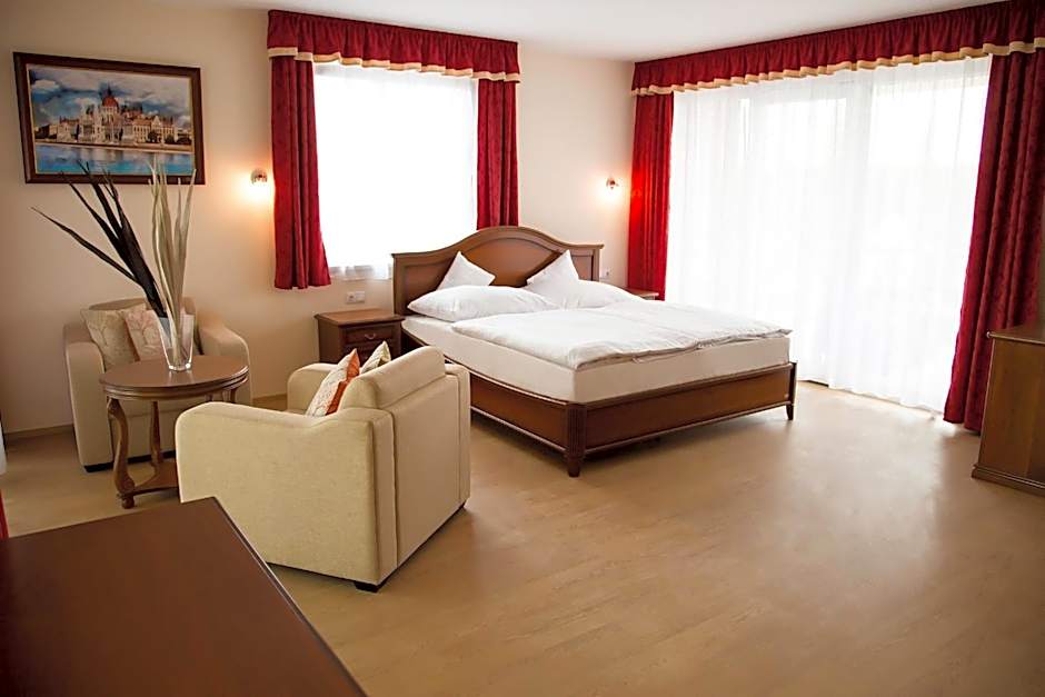 Luxury Hotel Siófok