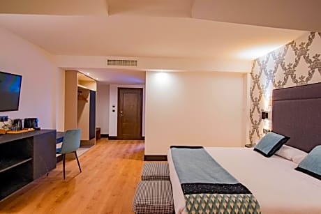 Superior Double or Twin Room with Parking