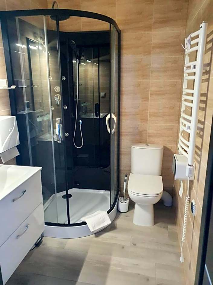 Comfort Stay, EV, Parking