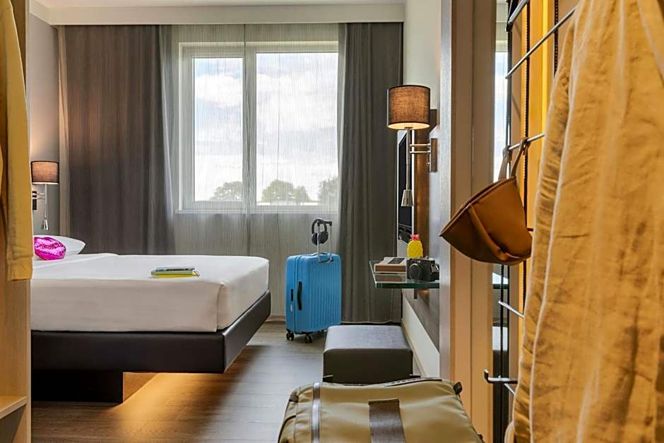 Moxy by Marriott Milan Malpensa Airport
