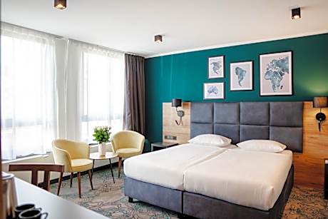 Executive Room 1 Queen Bed