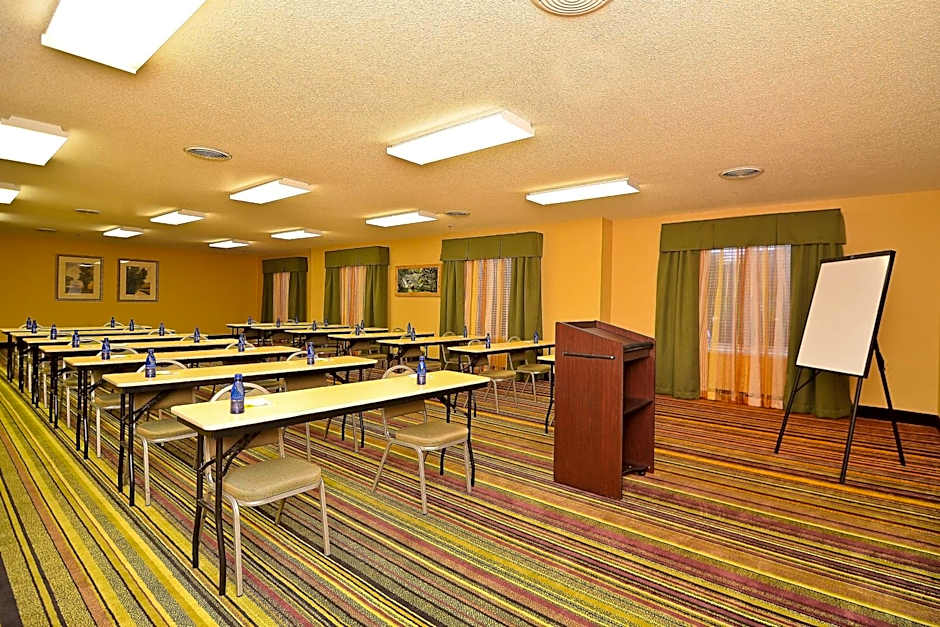 Fairfield Inn & Suites by Marriott Cherokee