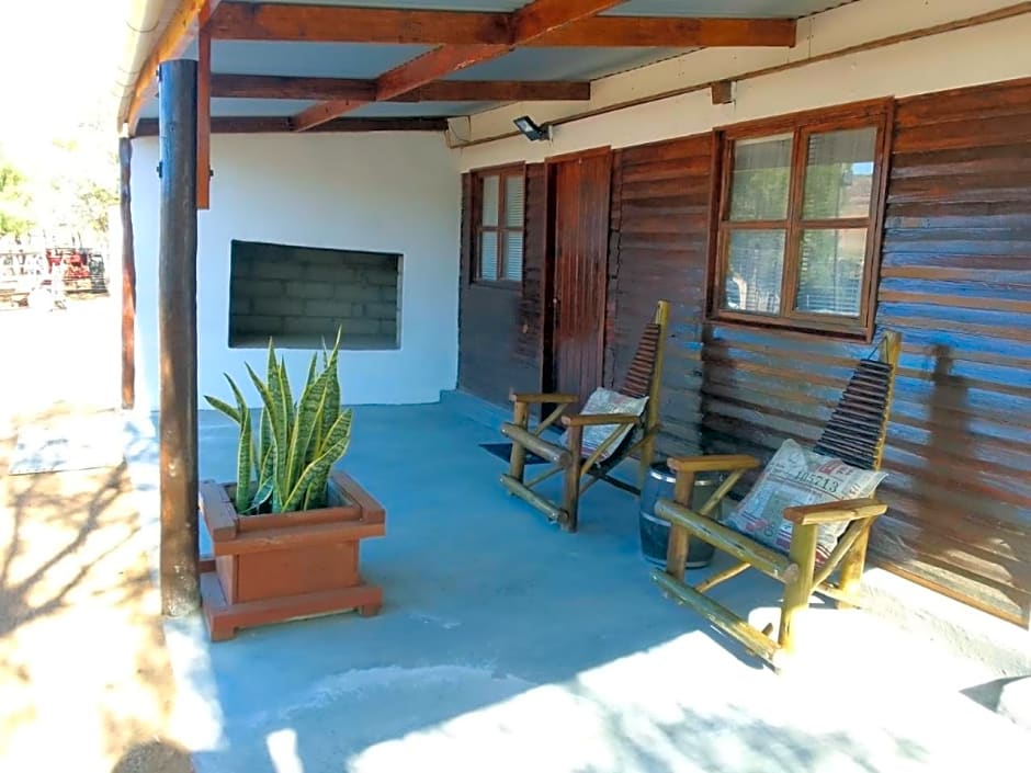 Thys'e Kombuis & Guest Farm