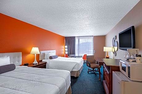 Double Room with Two Double Beds - Non-Smoking