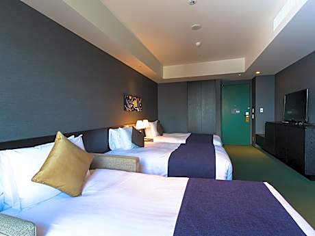 Deluxe Triple Room - Non-Smoking