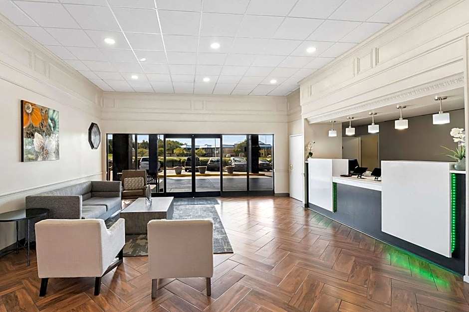 Quality Inn & Suites Fayetteville I-95