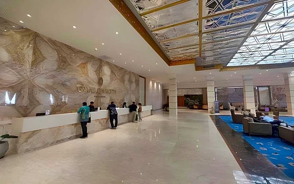 Grand Qin Hotel Syariah