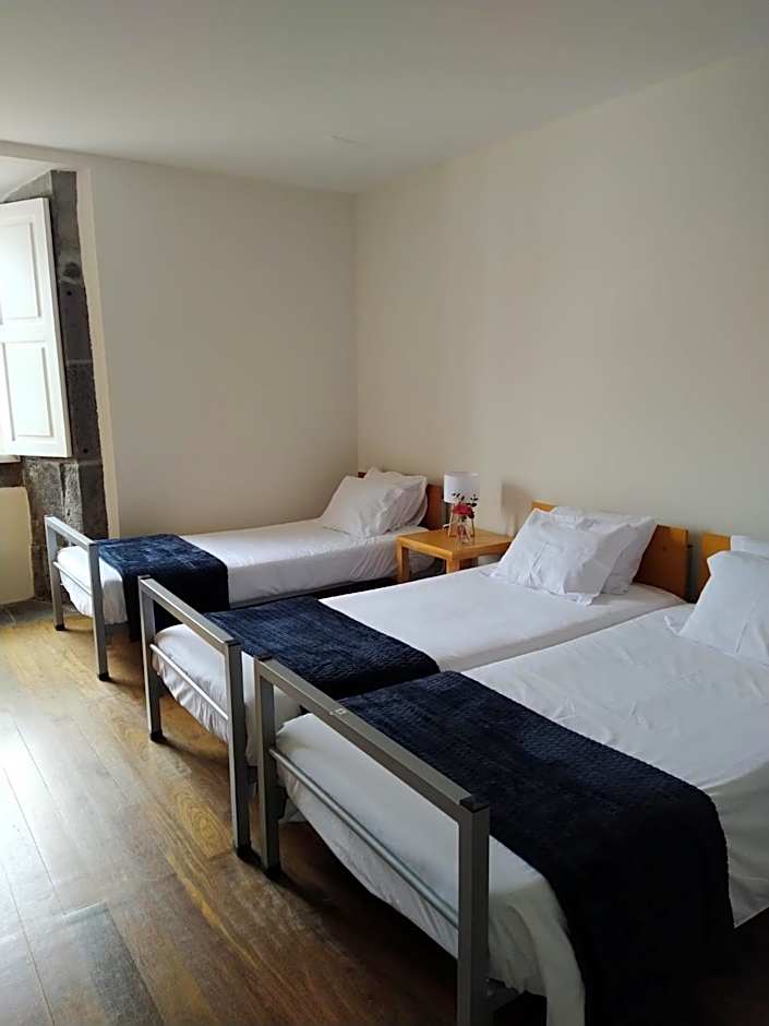 Azores Youth Hostels - Pico