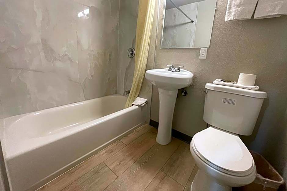 Big 7 Motel Chula Vista I-5