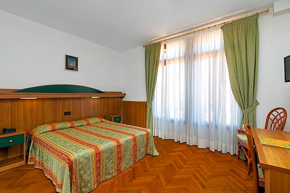 Hotel Rivamare
