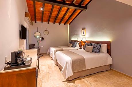 Deluxe Double Room with Two Double Beds
