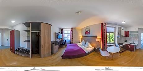 Alpina home