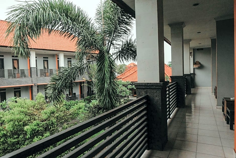 Hotel Diana 2