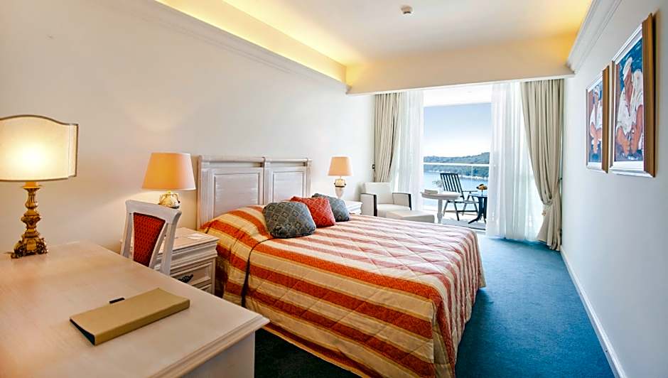 Photo 1 of 1 of Deluxe Double Room with Balcony and Sea View