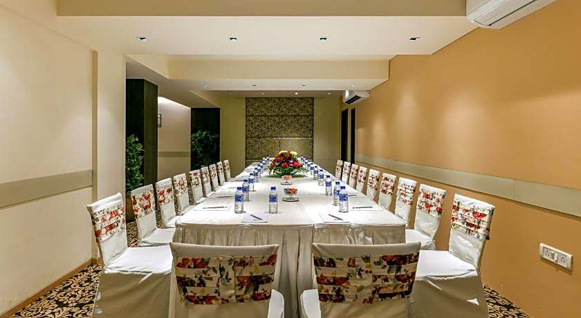 The Paradise by Tunga