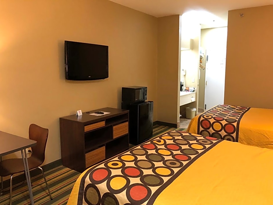 Super 8 by Wyndham Jackson/Ridgeland