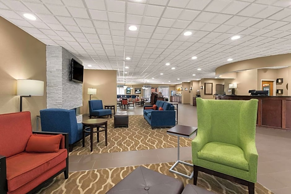 Comfort Suites Commerce