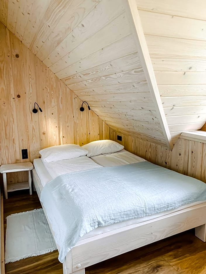 Bieszczadzkie Chatki - Willa Stasia