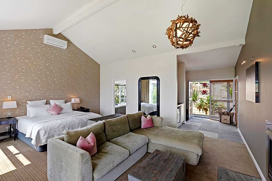 Woodhouse Mountain Lodge