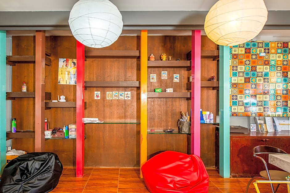 OYO 292 The Oddy Hip Hotel