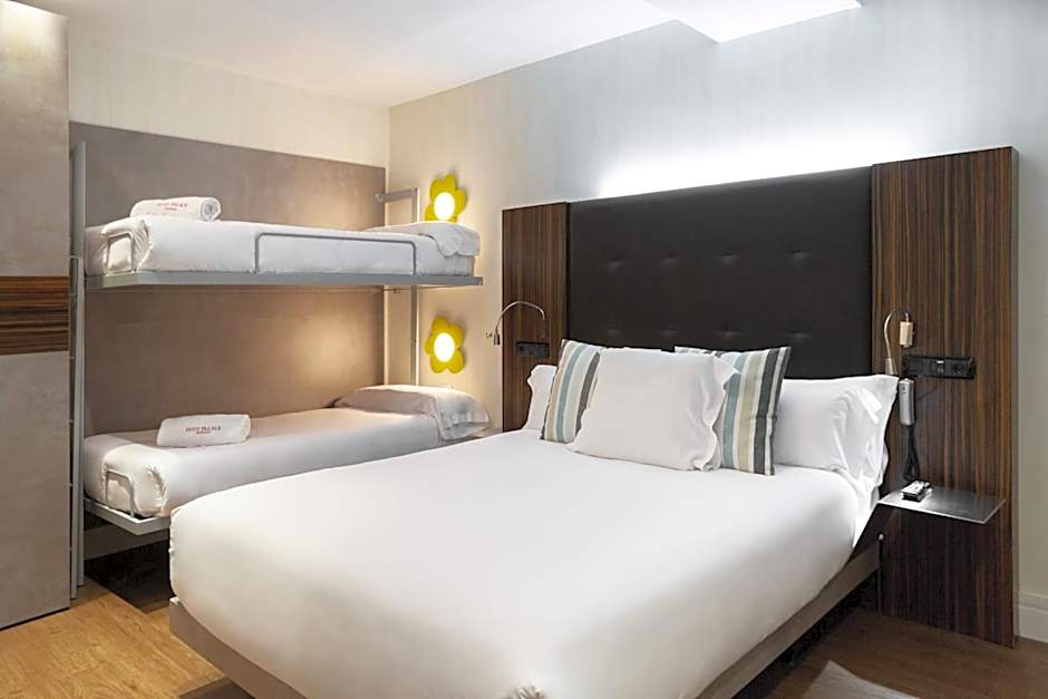 Petit Palace Tamarises