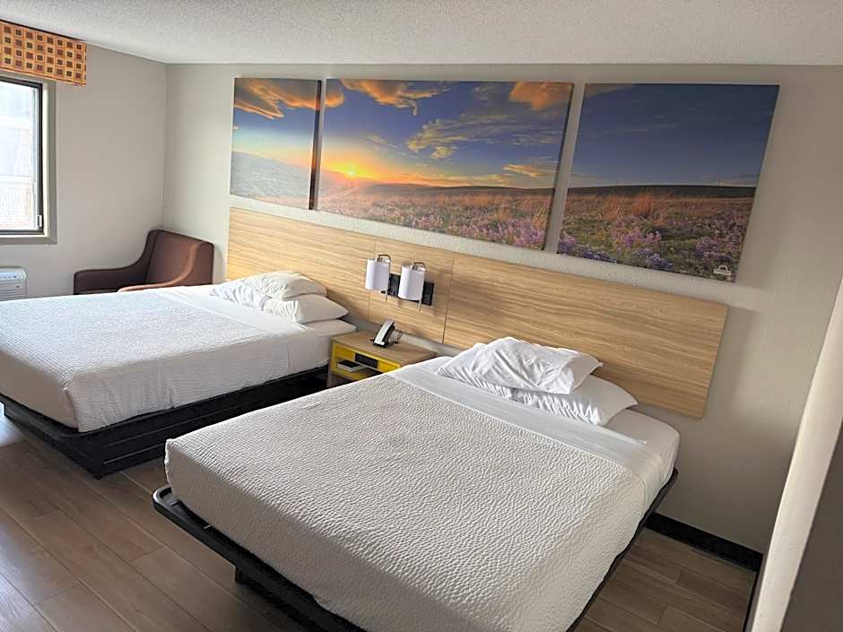 Days Inn by Wyndham Muncie -Ball State University