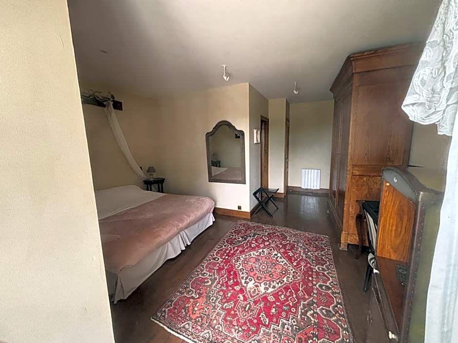 Manoir Des Douets Fleuris