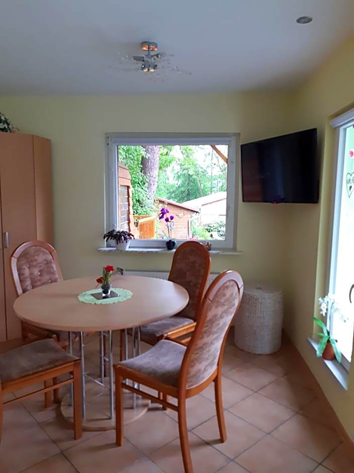 Monikas Gästehäuser Seeblick Himmelpfort