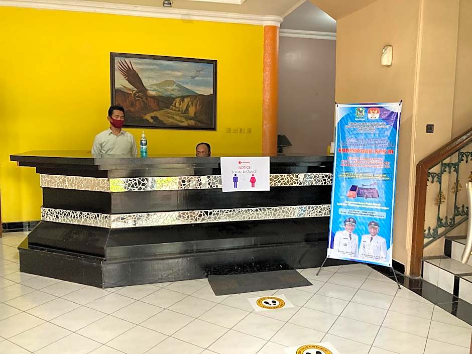 Hotel Garuda Syariah near Alun Alun Banjarnegara