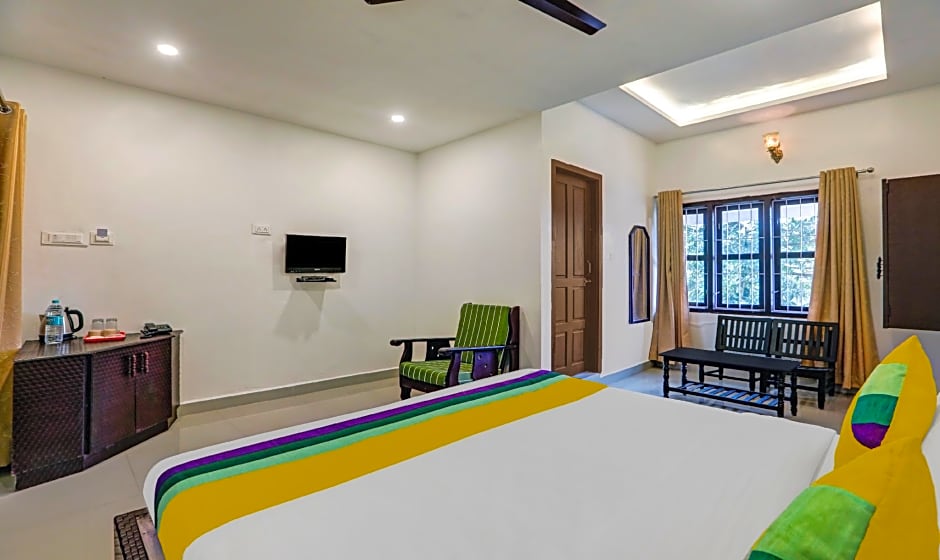 Itsy Hotels Regalia Grand, 500 Mtrs From Madikeri Fort