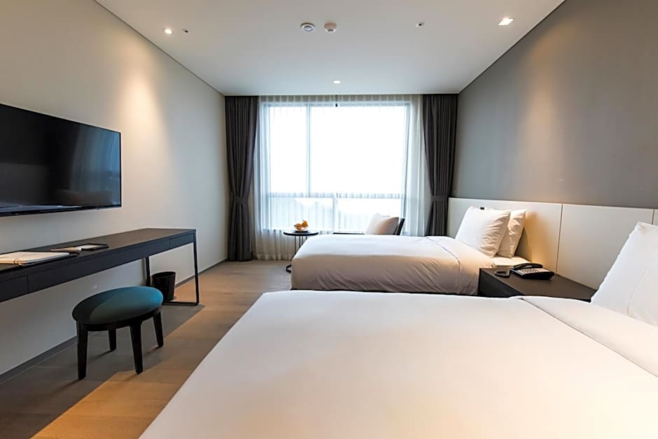 Photo 1 of 1 of Deluxe Standard 2 Beds