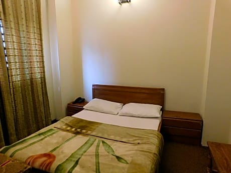 Double Room Without Air Conditioning