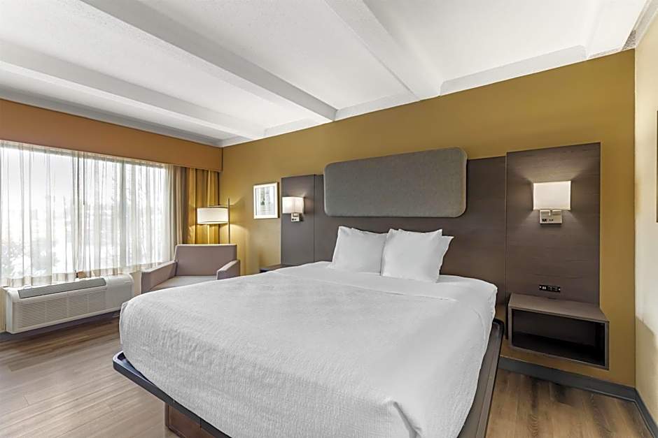 Best Western Plus Madison-Huntsville