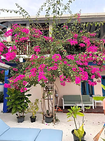 Kendhoo holidays