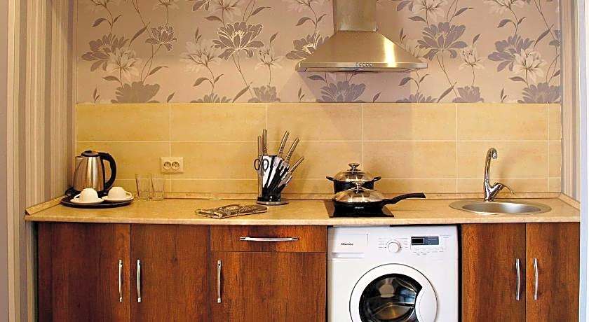 Hotel King David The Builder