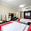 Crystal Plaza Hotel