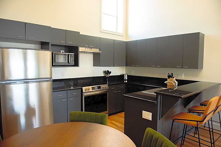 Bodega Coast Inn and Suites