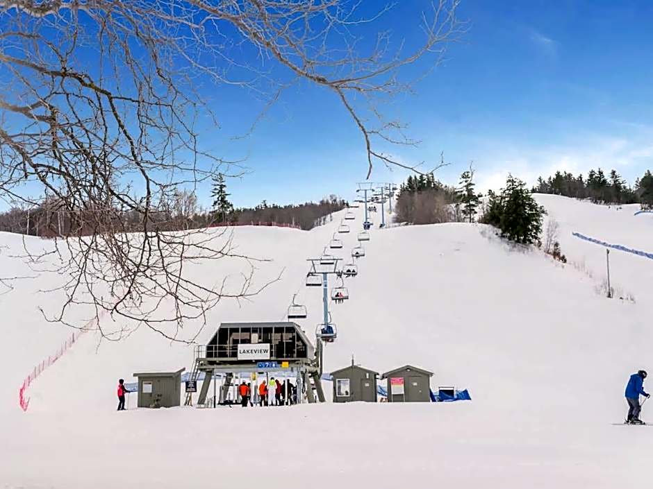 All Season Ski in Out Chalets at Calabogie Peaks